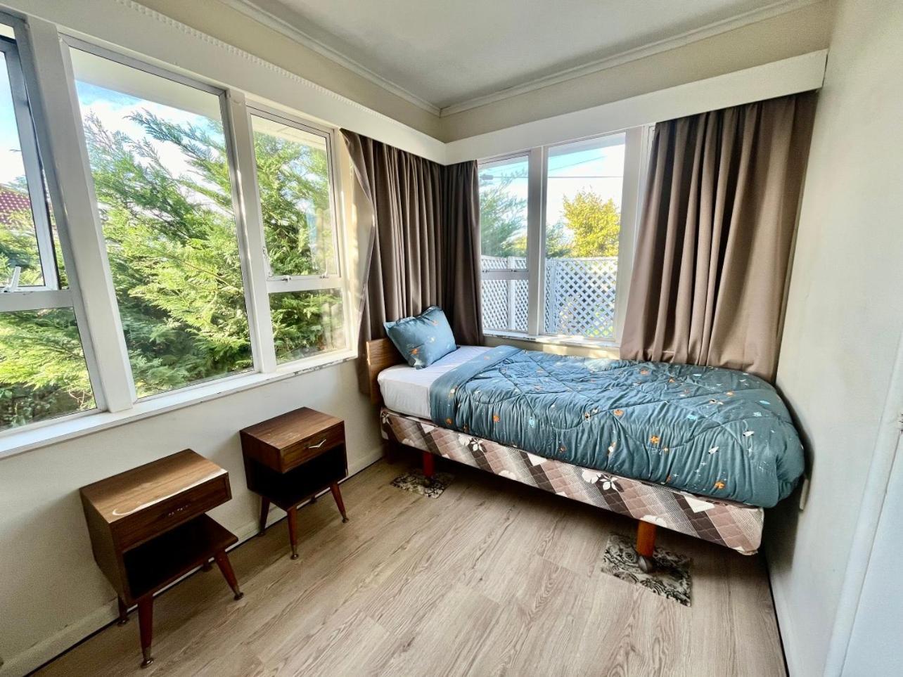 Private Rooms In Central Auckland Eksteriør billede